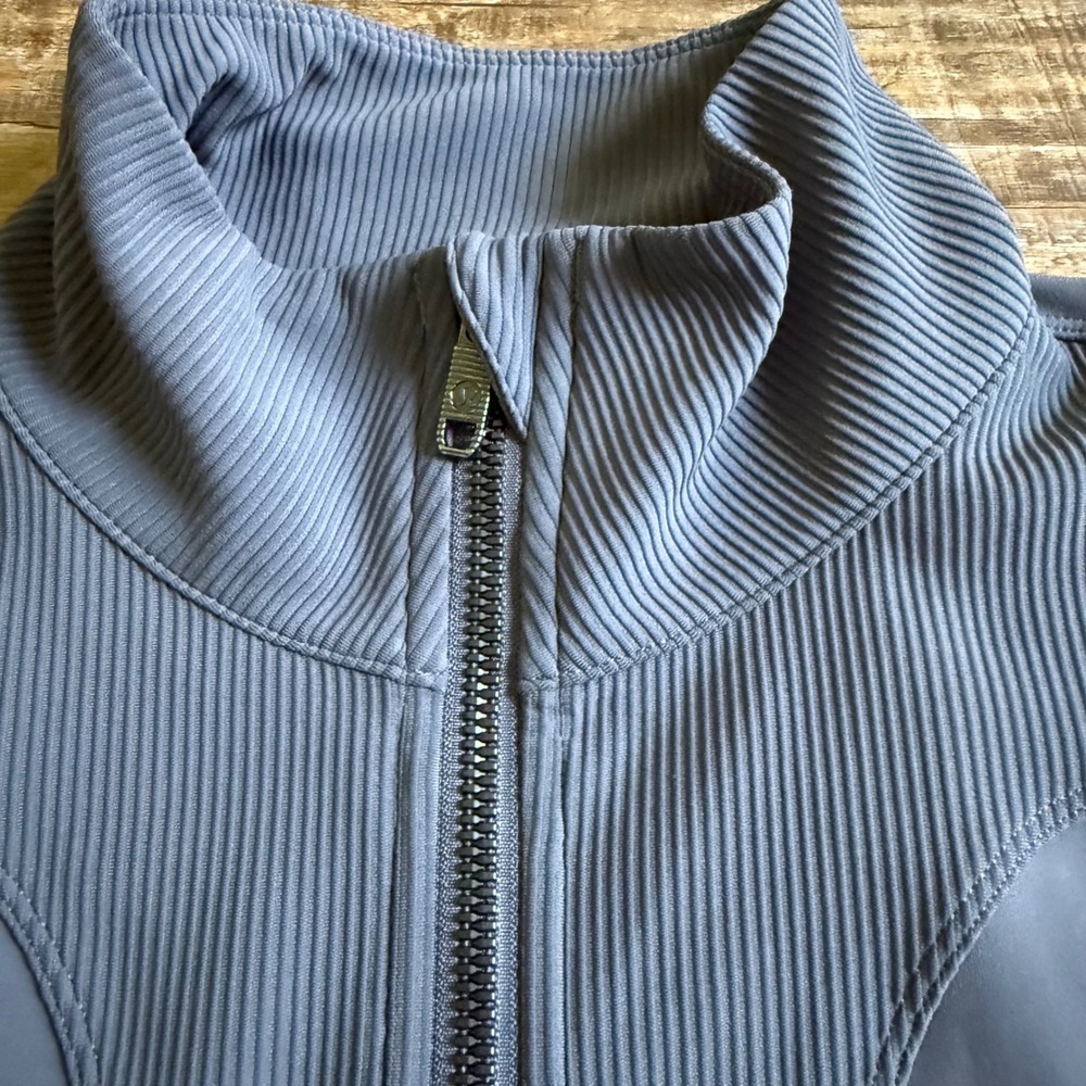 Lululemon Define Jacket Women Size 10 Gray Ribbed Panel Full Zip Thumbholes - Picture 4 of 9